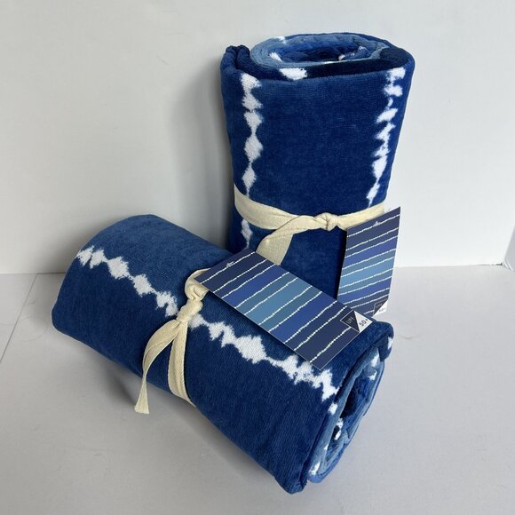 POTTERY BARN TEEN Set of 2 Tie Dye Stripe Beach Towels BLUE/NAVY NEW NWT PB TEEN - Picture 1 of 13